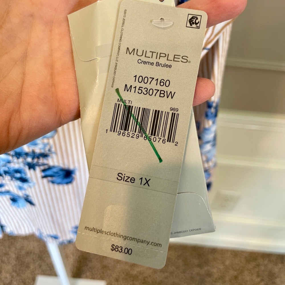 Multiples NWT 1X Button Down Blouse Creme Brulee … - image 6